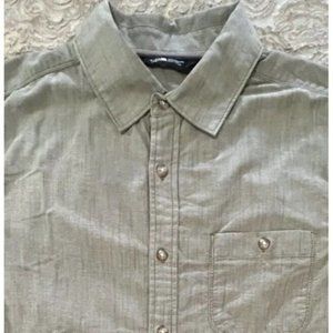 The North Face Small Mens Olive Green Shortsleeve Buttonup